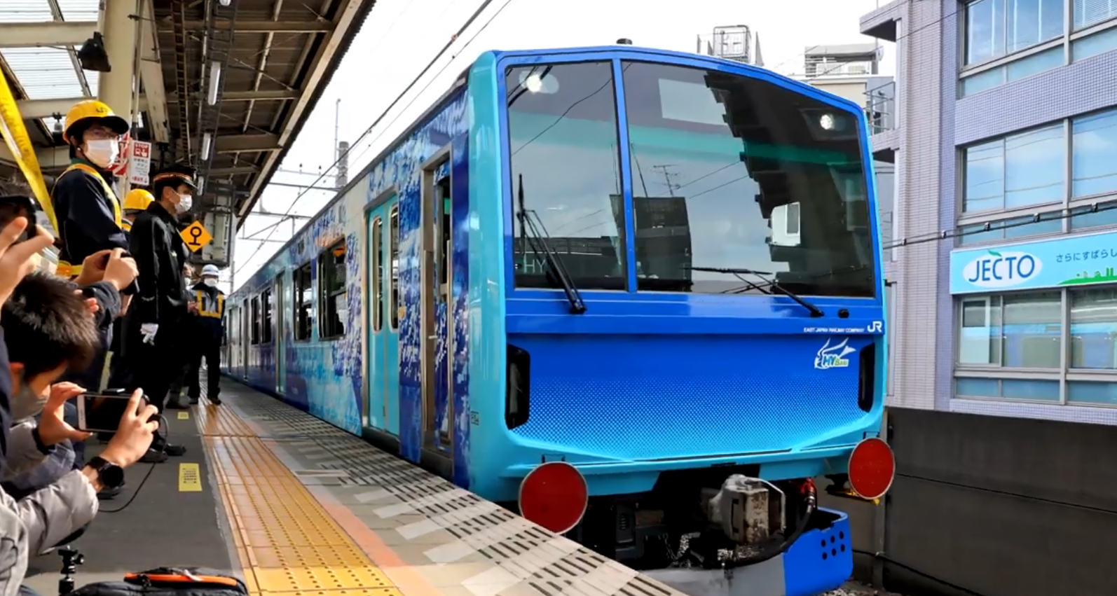 氢燃料电池混合动力试验列车FV-E991系列“HYBARI”